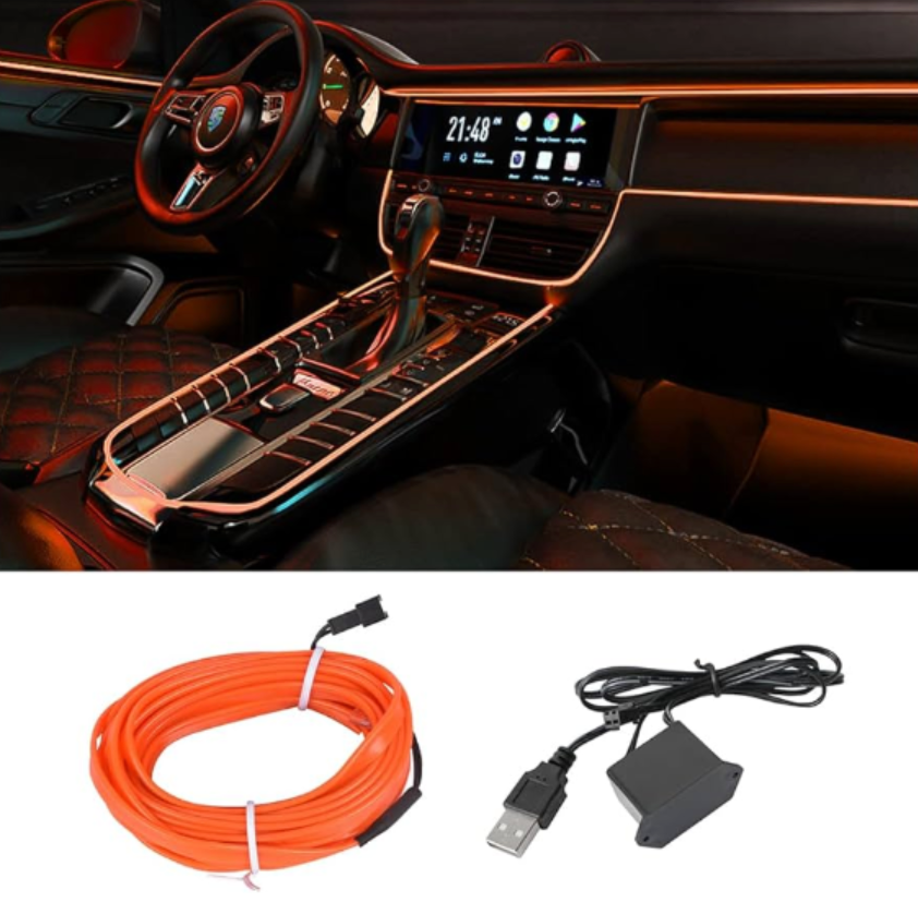 LED strip interieurverlichting langs het dashboard van een auto voor moderne ambient verlichting