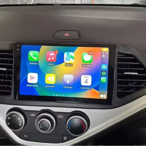 Geïnstalleerde CarPlay en Android Auto touchscreen radio in een Kia Picanto.