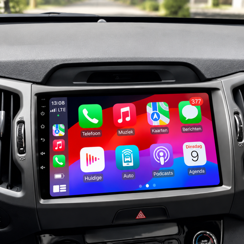 Voor en na afbeelding van Kia Sportage 2010-2016 met nieuwe CarPlay radio