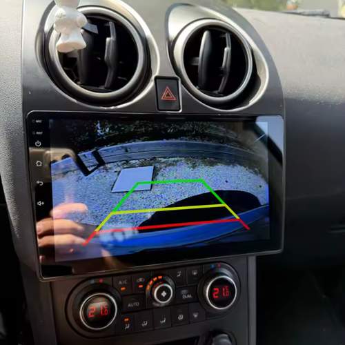 Apple CarPlay navigatiescherm in Nissan Qashqai 2006–2013.